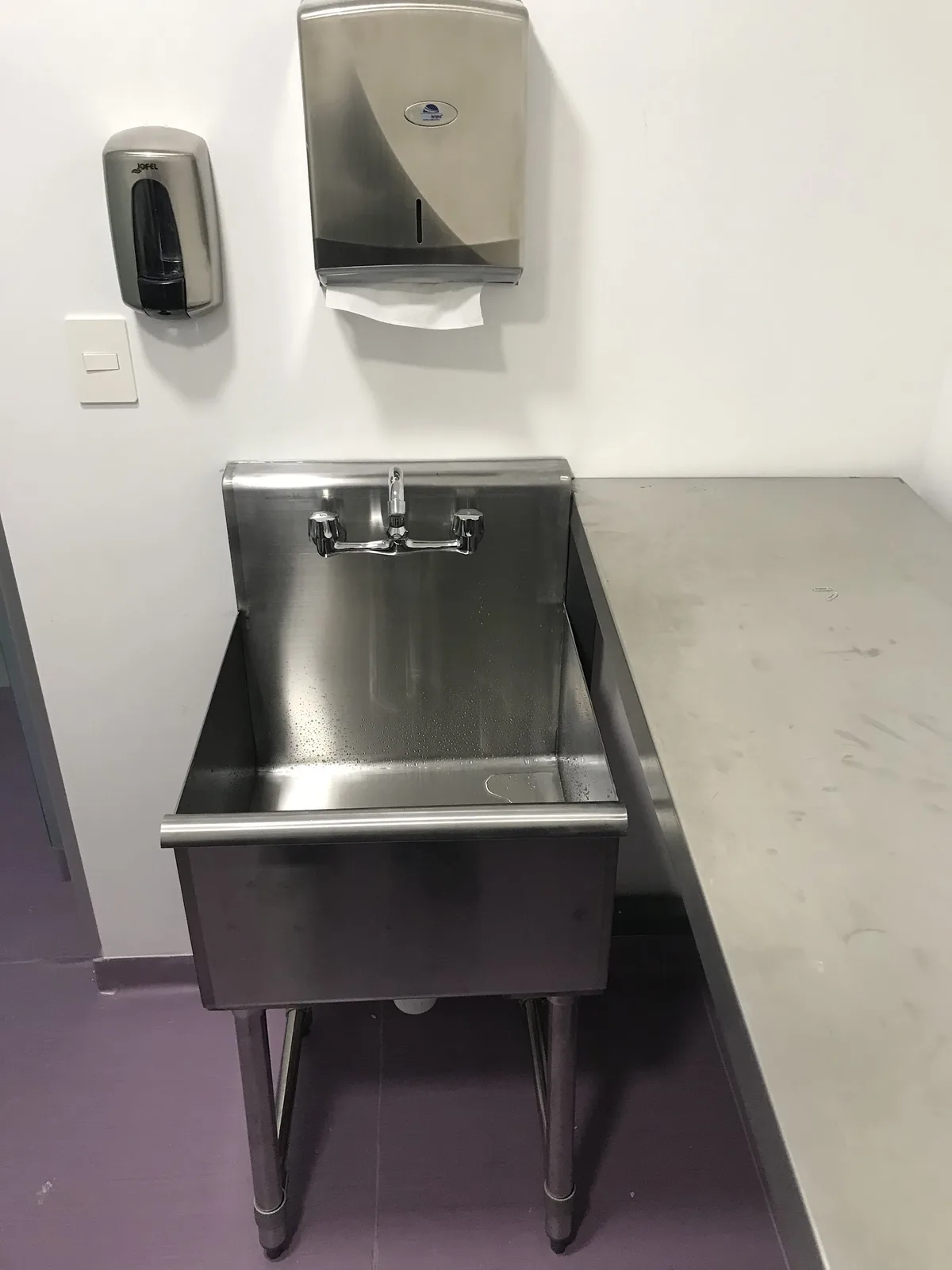 Instalación sanitaria comercial
